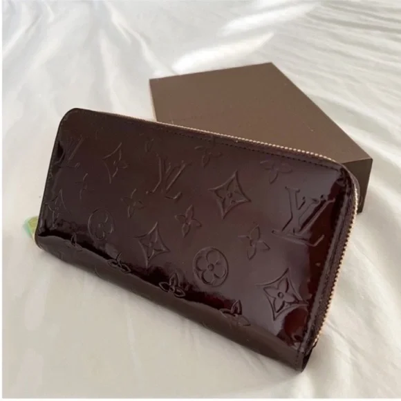 NWT Louis Vuitton Zippy Wallet Monogram Vernis, Amarante - Picture 15 of 15